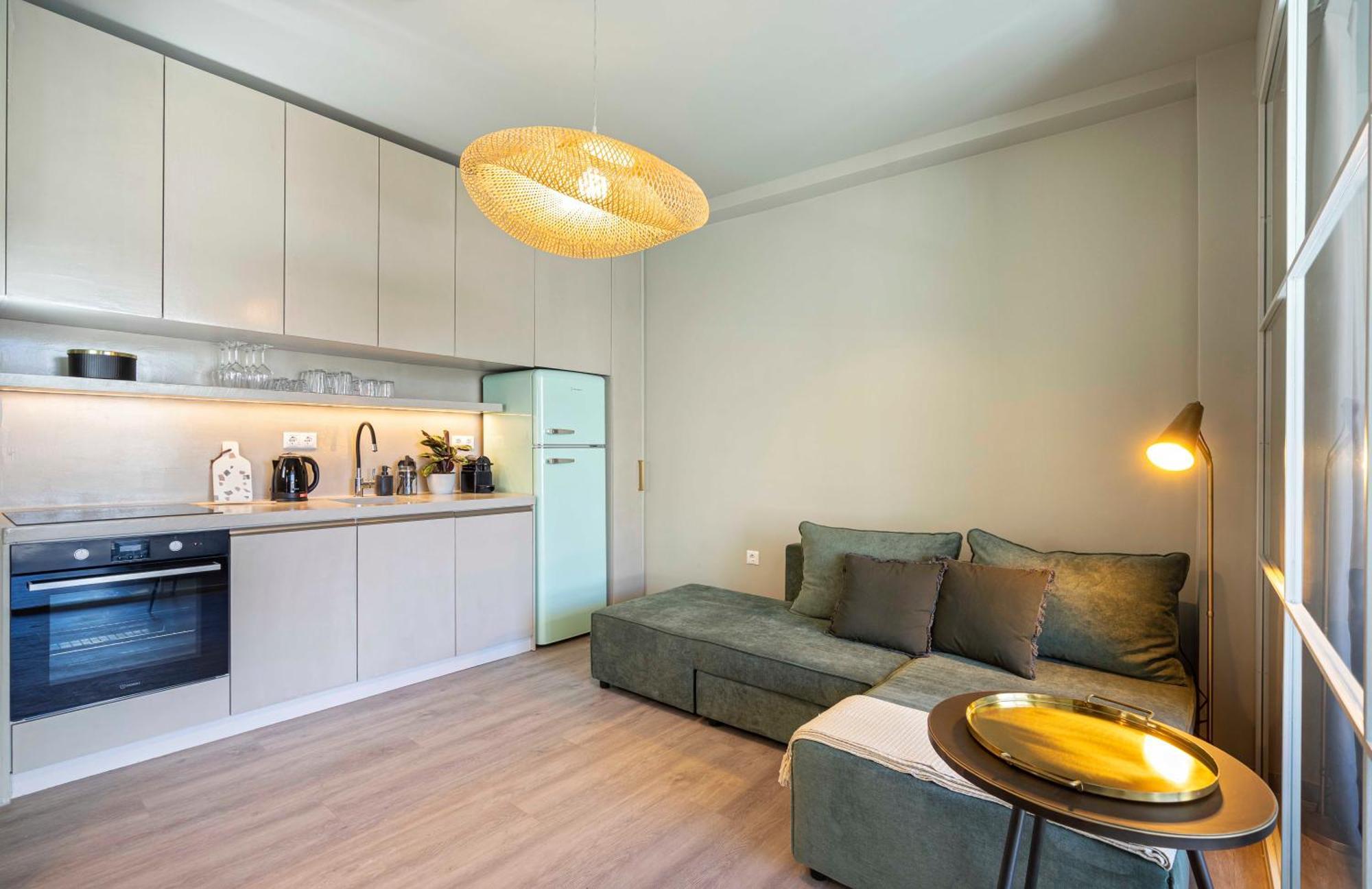 9 Muses Exclusive Suites In Syntagma Athens Exterior photo