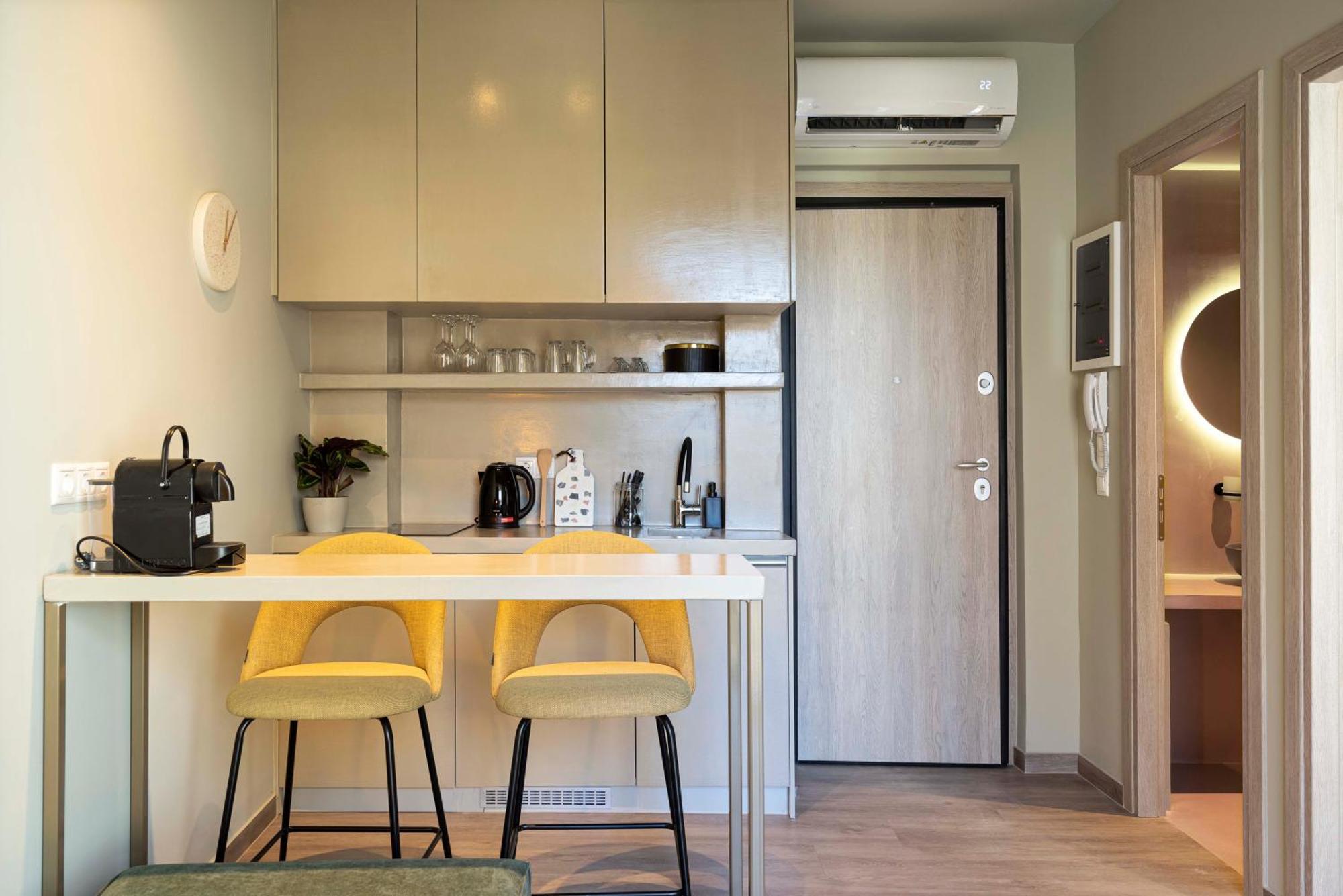 9 Muses Exclusive Suites In Syntagma Athens Exterior photo