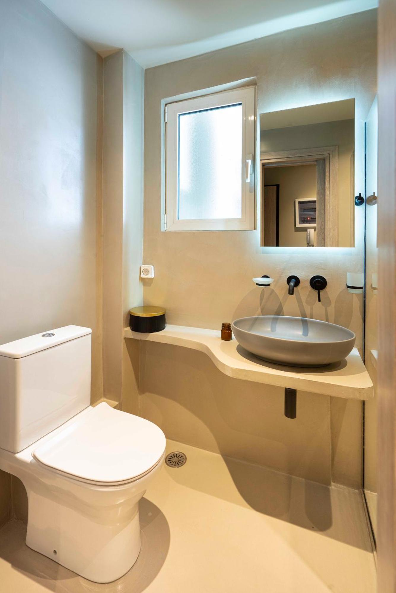 9 Muses Exclusive Suites In Syntagma Athens Exterior photo