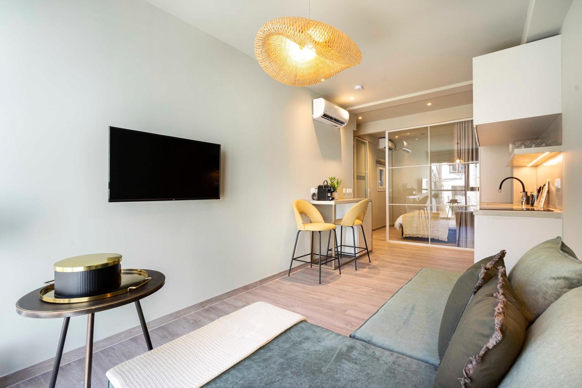 9 Muses Exclusive Suites In Syntagma Athens Exterior photo