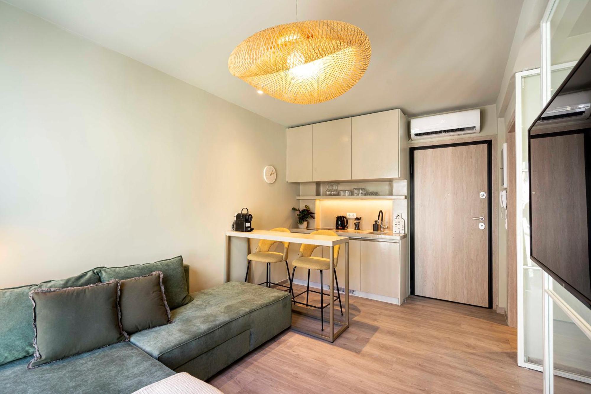 9 Muses Exclusive Suites In Syntagma Athens Exterior photo