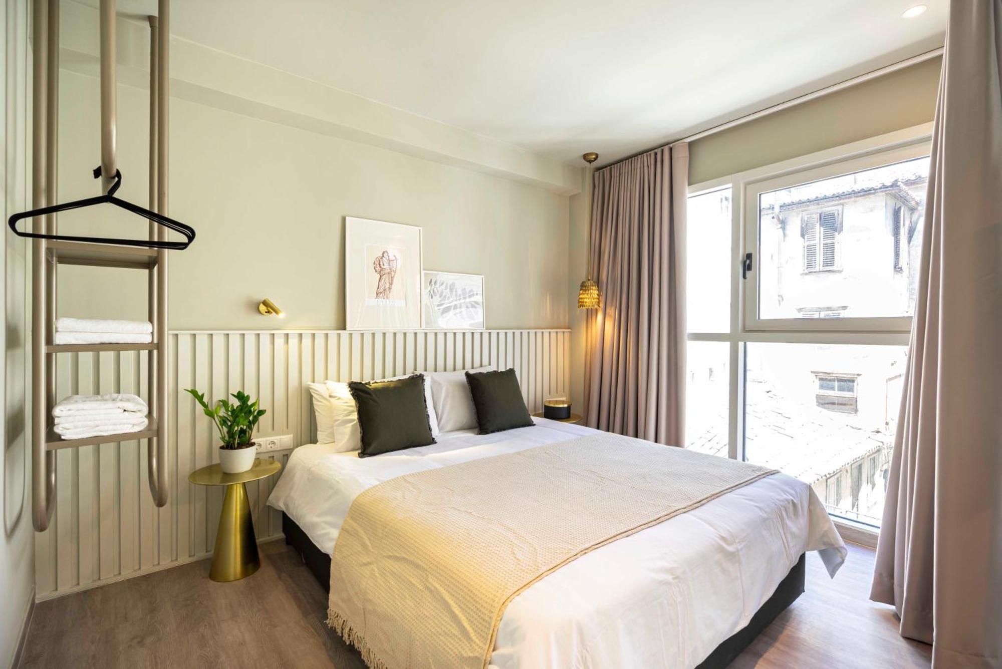 9 Muses Exclusive Suites In Syntagma Athens Exterior photo