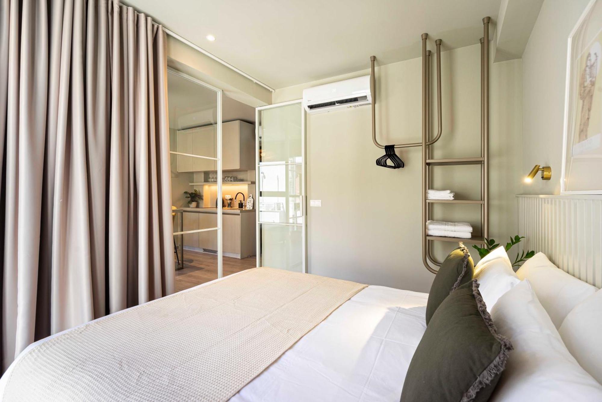 9 Muses Exclusive Suites In Syntagma Athens Exterior photo